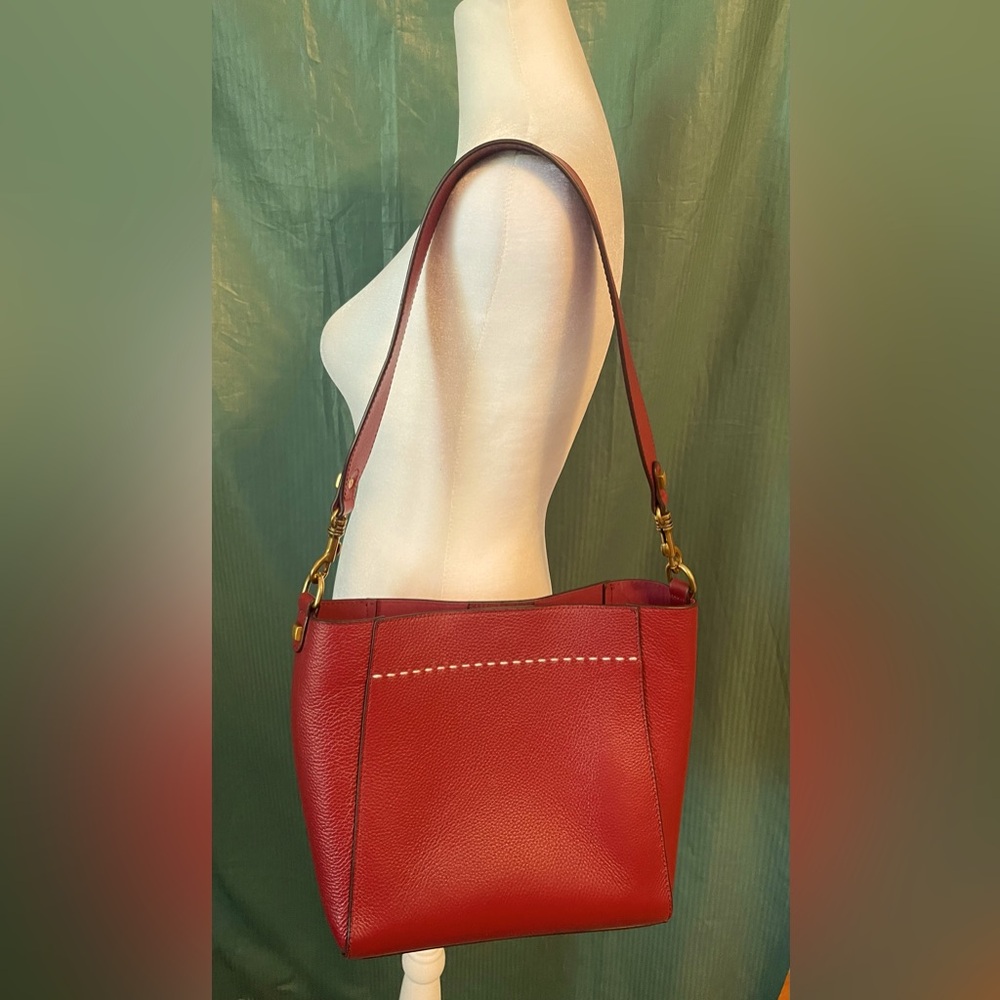 Doris & Jacky leather wine red shoulder bag